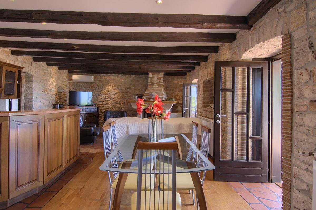 Holiday Home Kukurin Бале Екстериор снимка