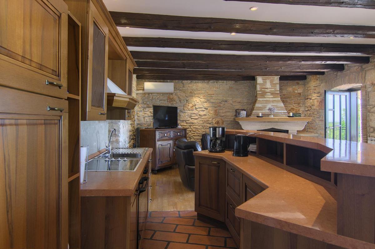 Holiday Home Kukurin Бале Екстериор снимка