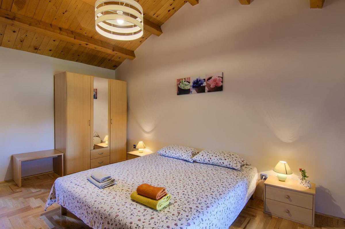 Holiday Home Kukurin Бале Екстериор снимка