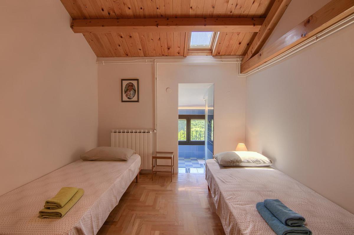 Holiday Home Kukurin Бале Екстериор снимка