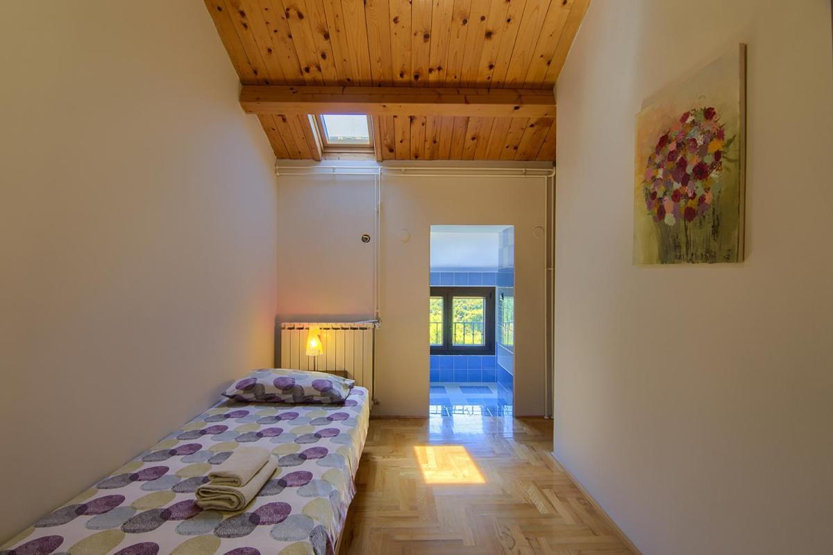 Holiday Home Kukurin Бале Екстериор снимка