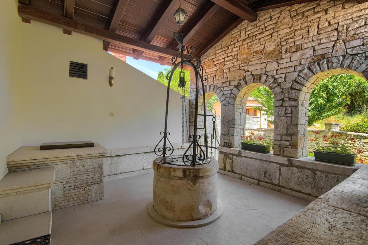 Holiday Home Kukurin Бале Екстериор снимка
