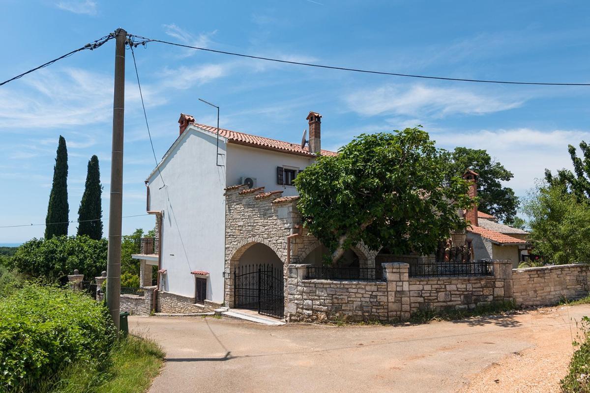 Holiday Home Kukurin Бале Екстериор снимка